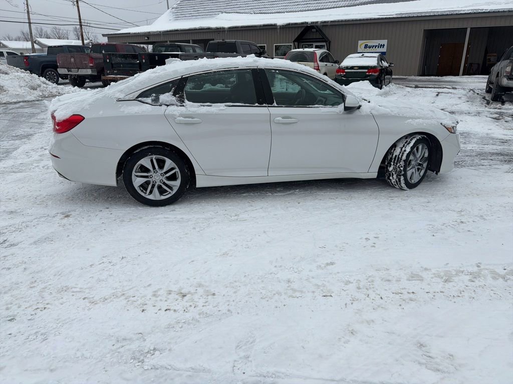 Used 2018 Honda Accord LX image 8
