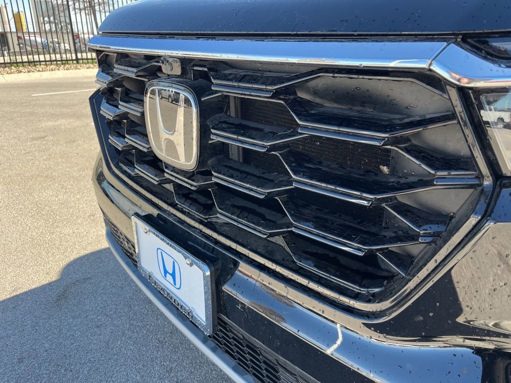 Used 2025 Honda Pilot Elite image 15