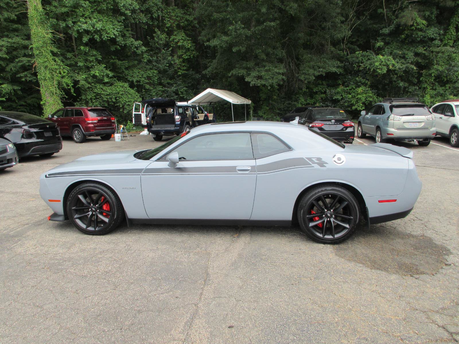 Used 2022 Dodge Challenger R/T w/ Performance Handling Group RWD image 8