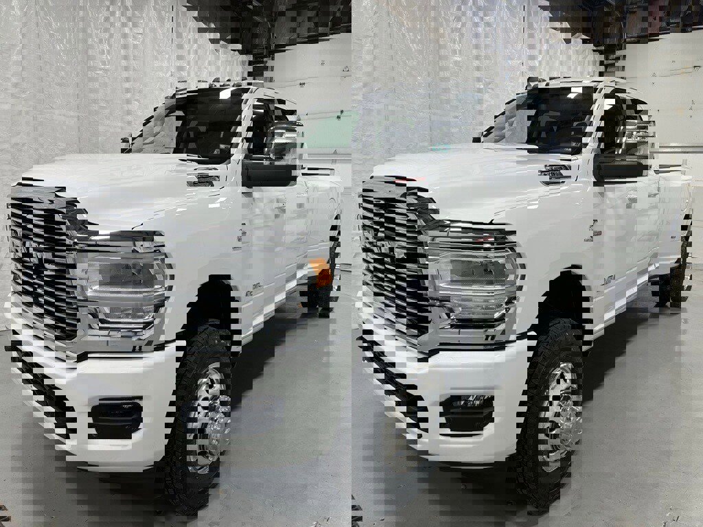 Used 2024 RAM 3500 Laramie image 3