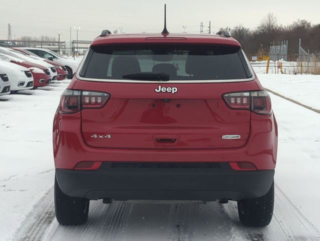 Used 2023 Jeep Compass Latitude AWD/4WD image 4
