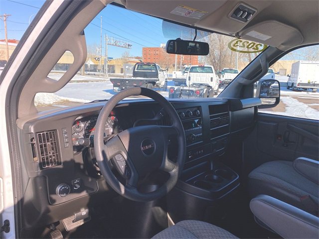 Used 2023 GMC Savana 2500 LS w/ Driver Convenience Package image 10