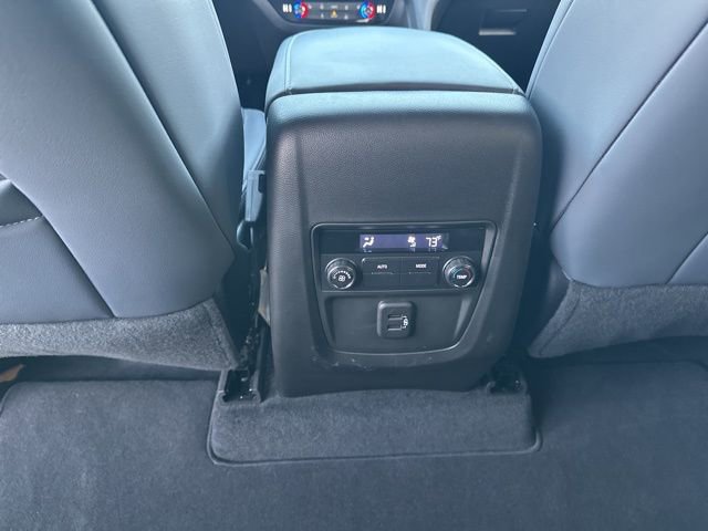 Used 2023 Buick Enclave Essence image 21