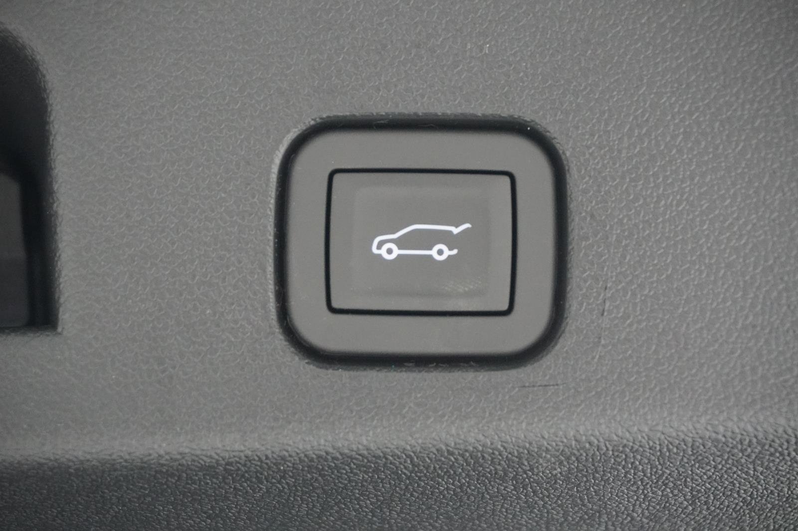 New 2026 Chevrolet Traverse Z71 w/ Enhanced Driving Package image 7