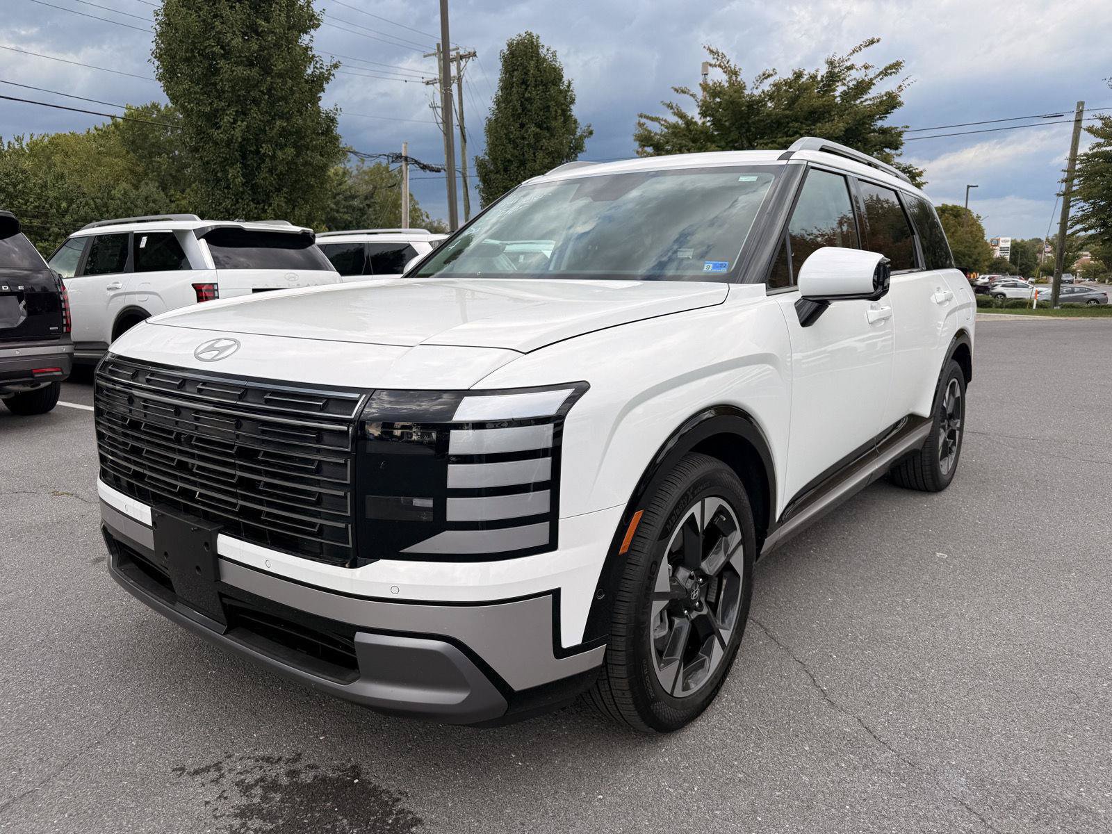 New 2026 Hyundai Palisade Limited AWD/4WD image 2