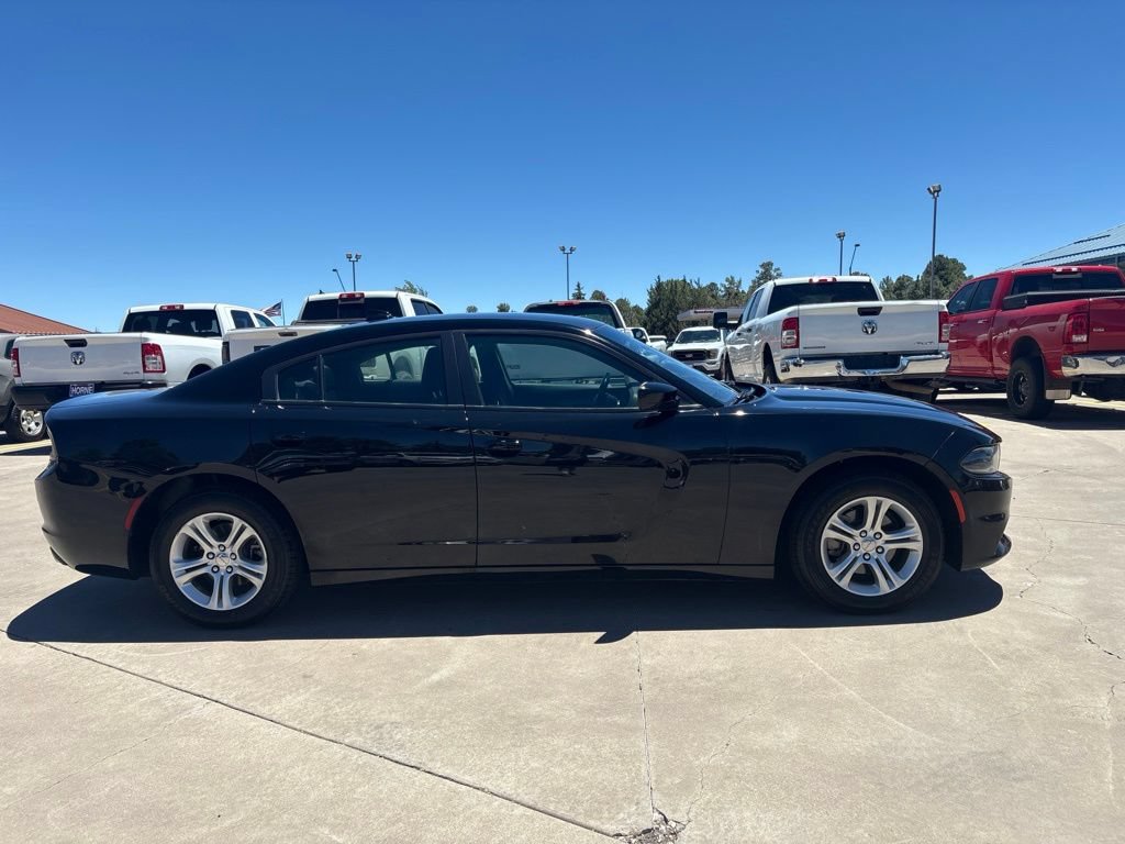 Used 2023 Dodge Charger SXT RWD image 4