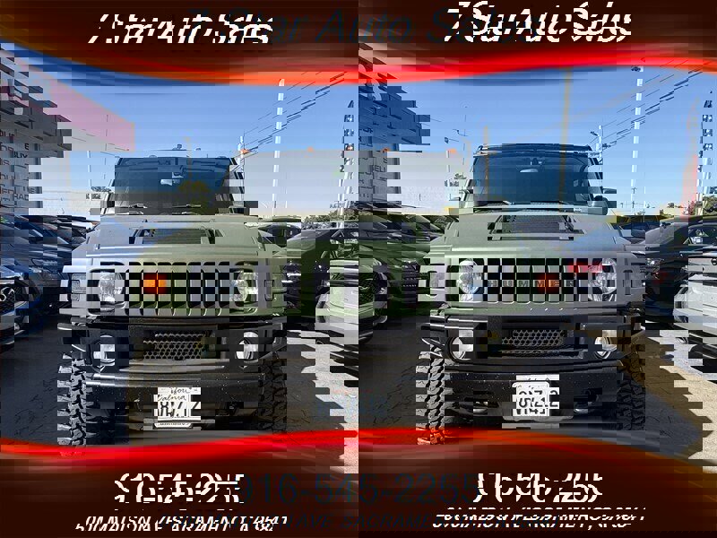 Used 2005 HUMMER H2 w/ Preferred Equipment Group image 2