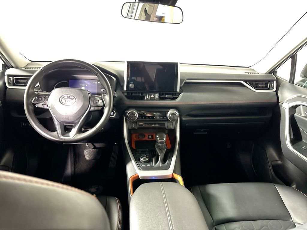 Used 2024 Toyota RAV4 Adventure image 12