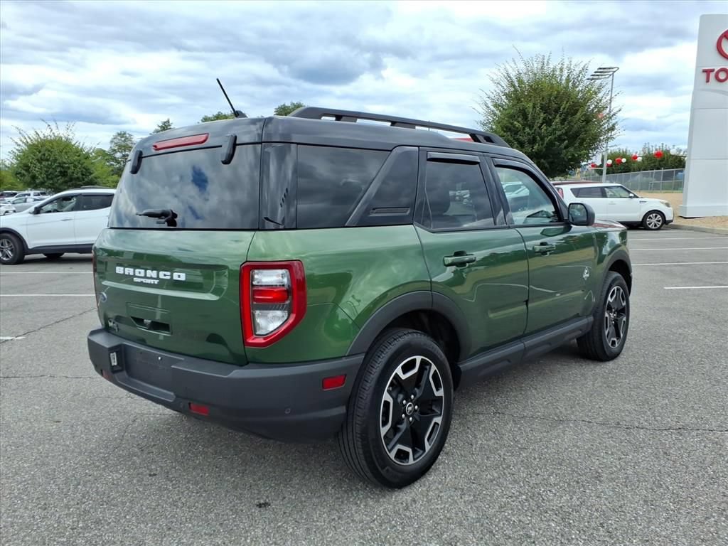 Used 2023 Ford Bronco Sport Outer Banks w/ Tech Package AWD/4WD image 4