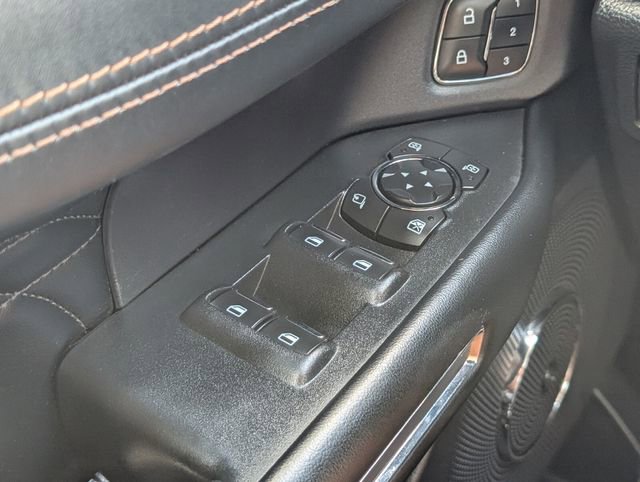 Used 2020 Ford Expedition Platinum image 28