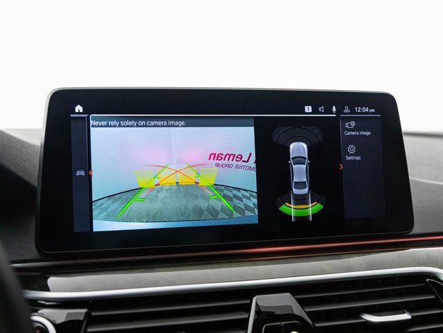 Used 2023 BMW 530i w/ Convenience Package image 19