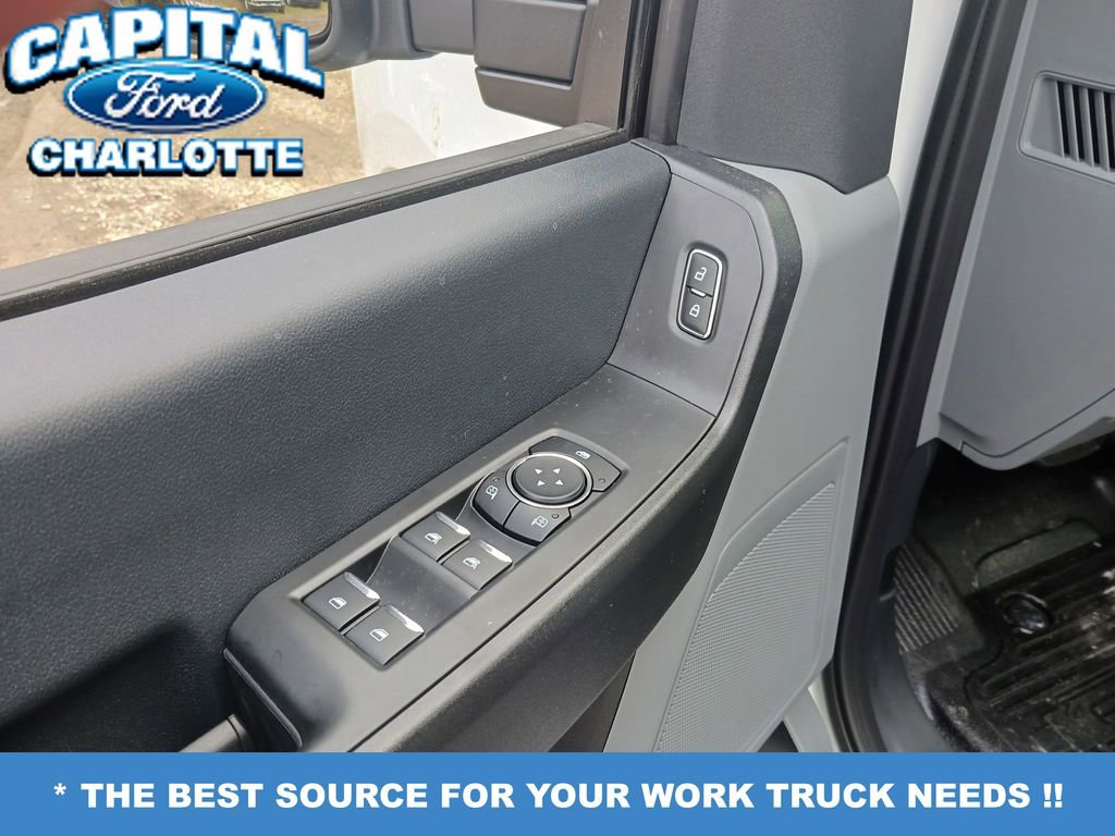 New 2026 Ford F250 XL w/ XL Chrome Package image 10