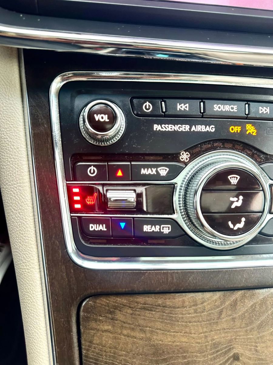 Used 2017 Lincoln Continental Select FWD image 24