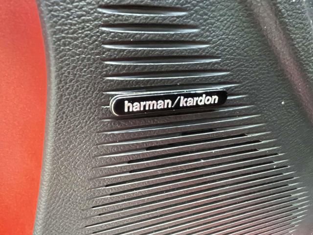 Used 2015 Dodge Challenger SXT w/ Super Sport Group (SS/T) image 16