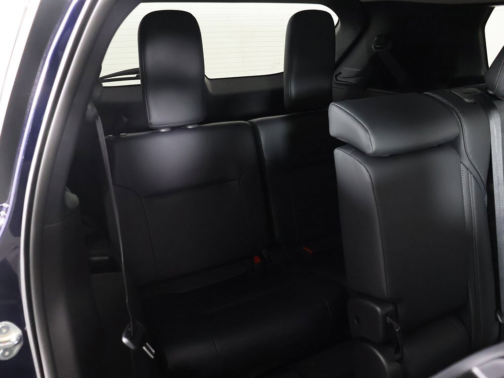 New 2025 Mitsubishi Outlander SE image 39