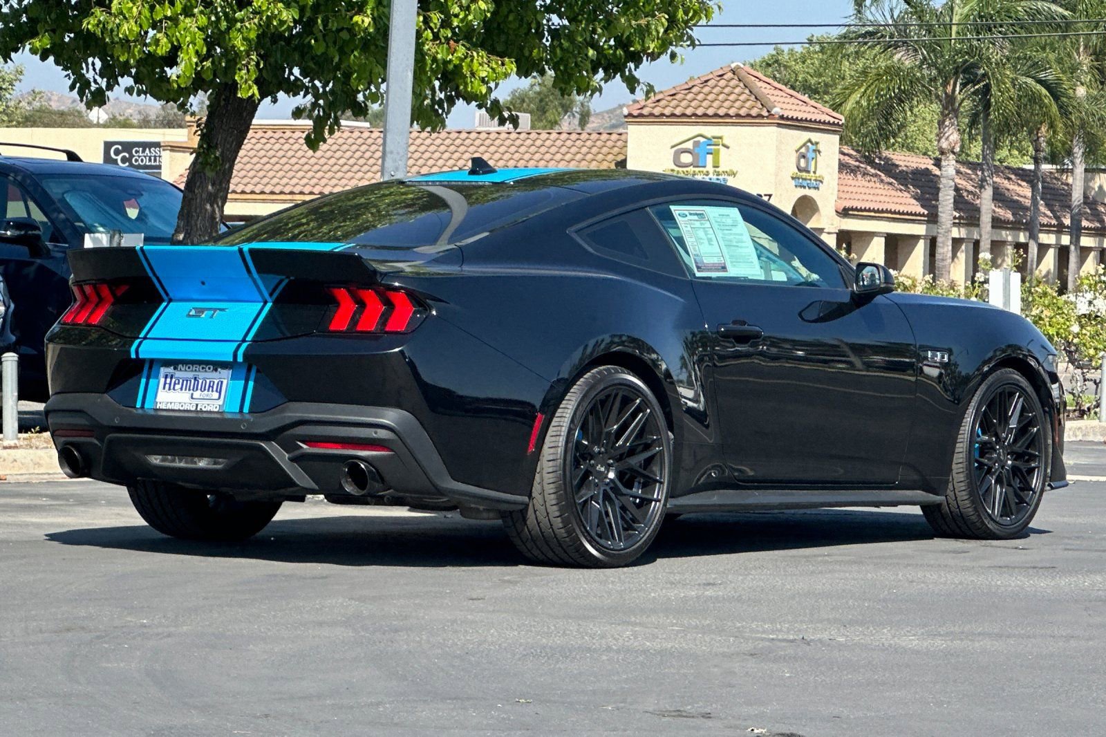 Used 2024 Ford Mustang GT Premium image 4