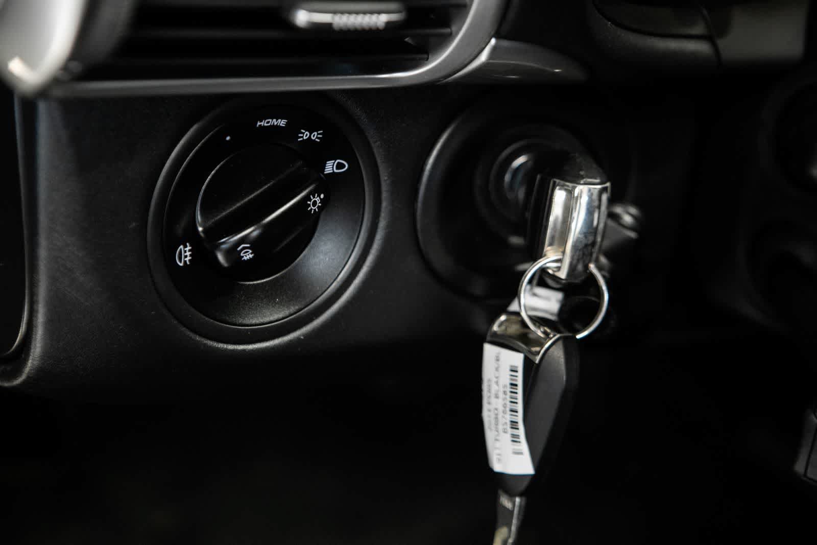Used 2011 Porsche 911 Turbo AWD/4WD image 21