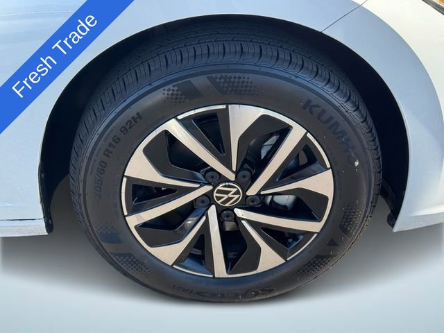 Certified 2023 Volkswagen Jetta S image 7