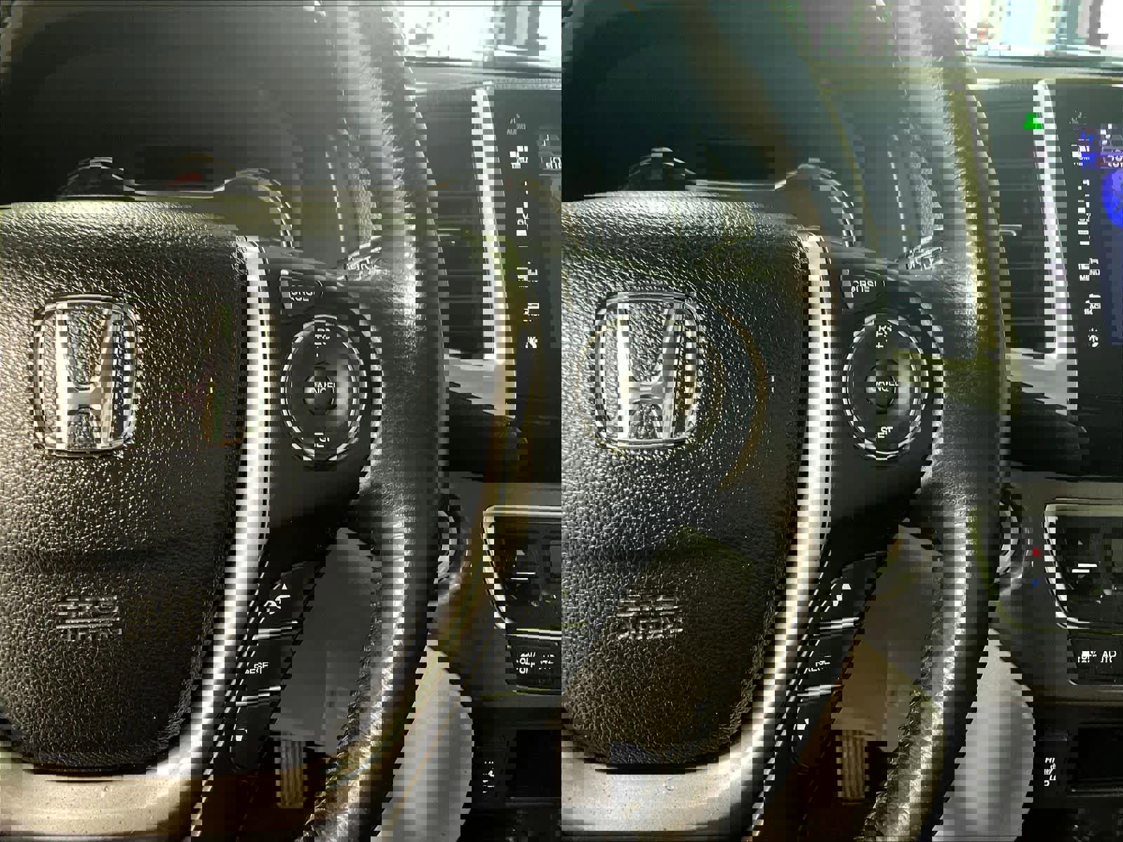 Used 2016 Honda Pilot EX-L image 25