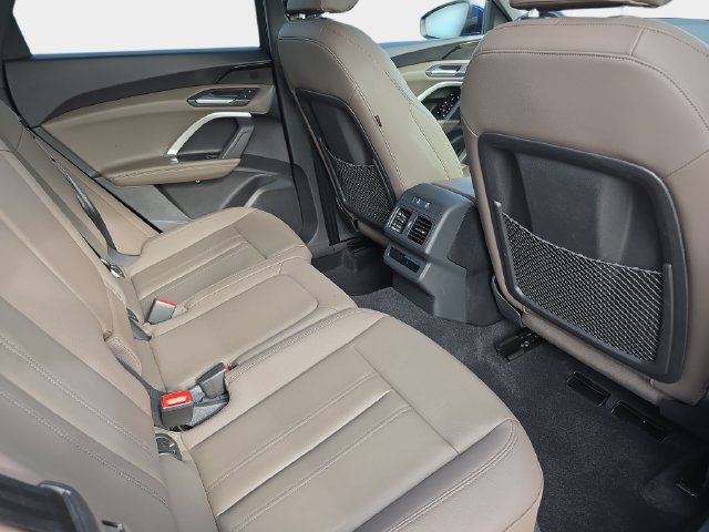 Certified 2025 Audi Q5 Premium w/ Convenience Package AWD/4WD image 13