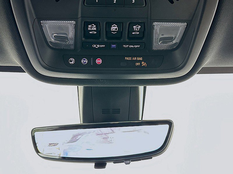 Used 2023 Chevrolet Traverse LT w/ LT Premium Package image 14