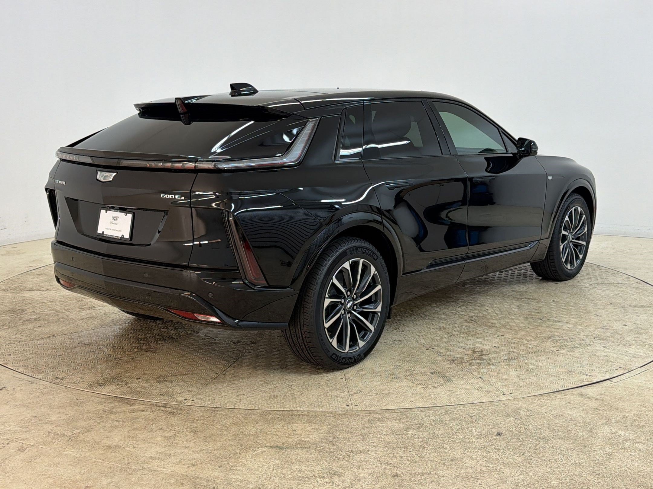 New 2026 Cadillac Lyriq Sport AWD/4WD image 9