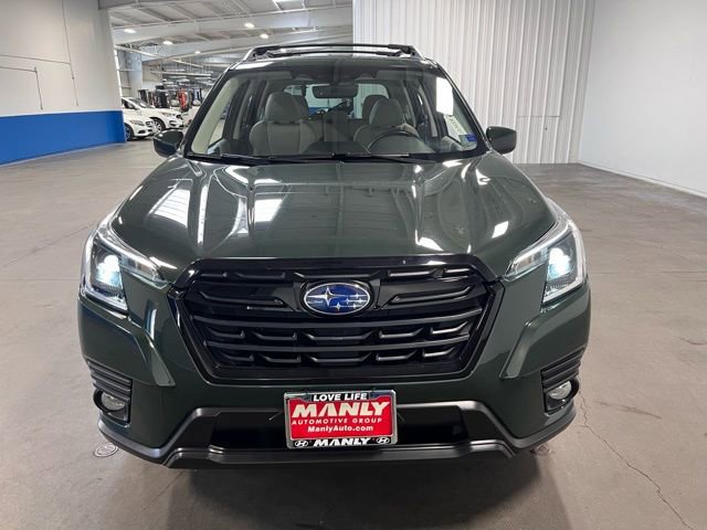 Used 2022 Subaru Forester Premium w/ Popular Package #2 image 9