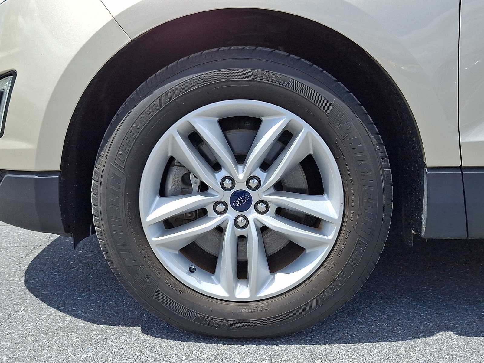 Used 2017 Ford Edge SEL w/ Class II Trailer Tow Package AWD/4WD image 9