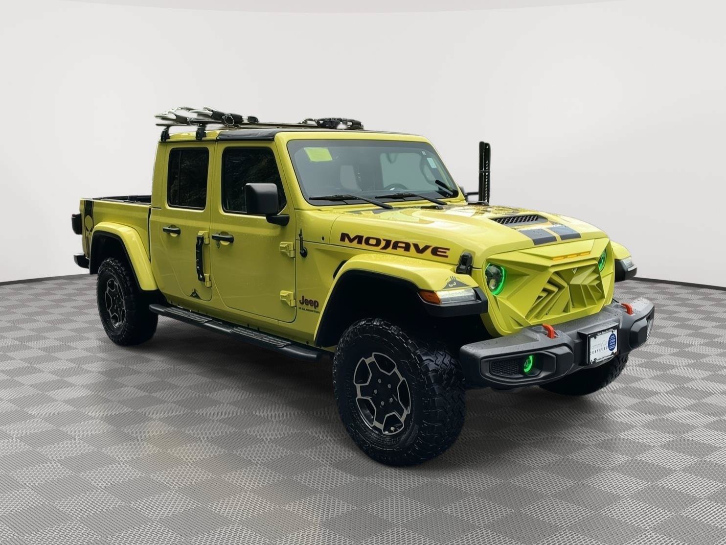 Used 2023 Jeep Gladiator Mojave w/ Dual Top Group AWD/4WD image 7