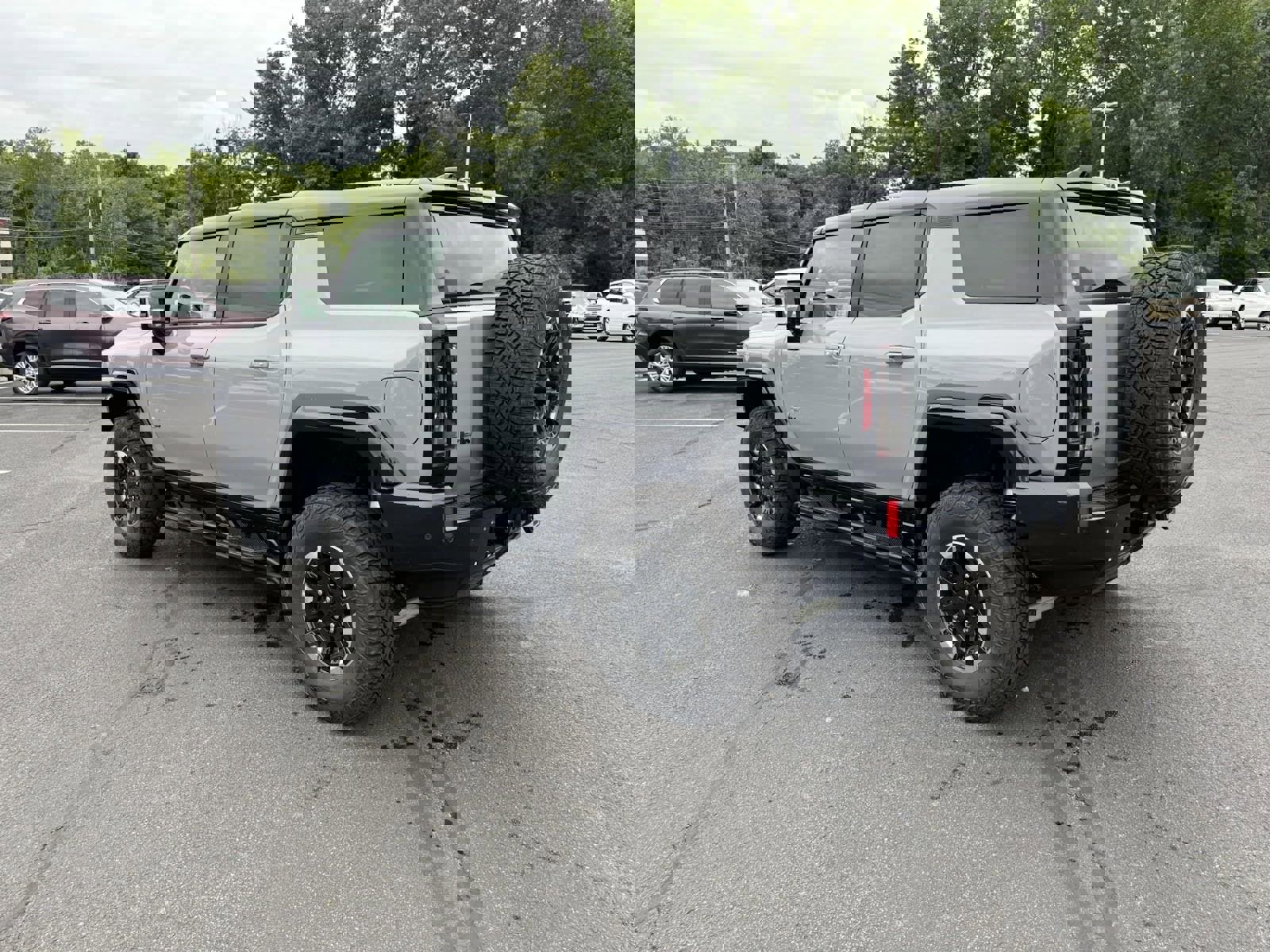 New 2025 GMC Hummer EV 3X w/ Extreme Off-Road Package image 3