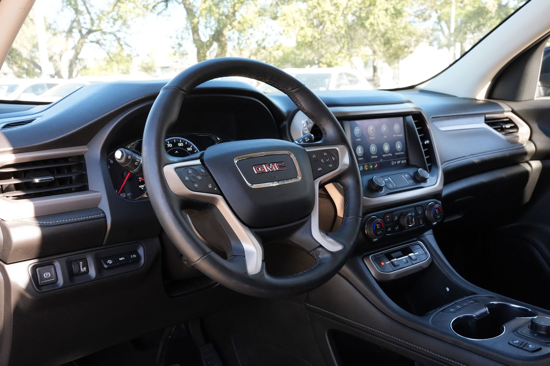 Used 2023 GMC Acadia Denali image 17