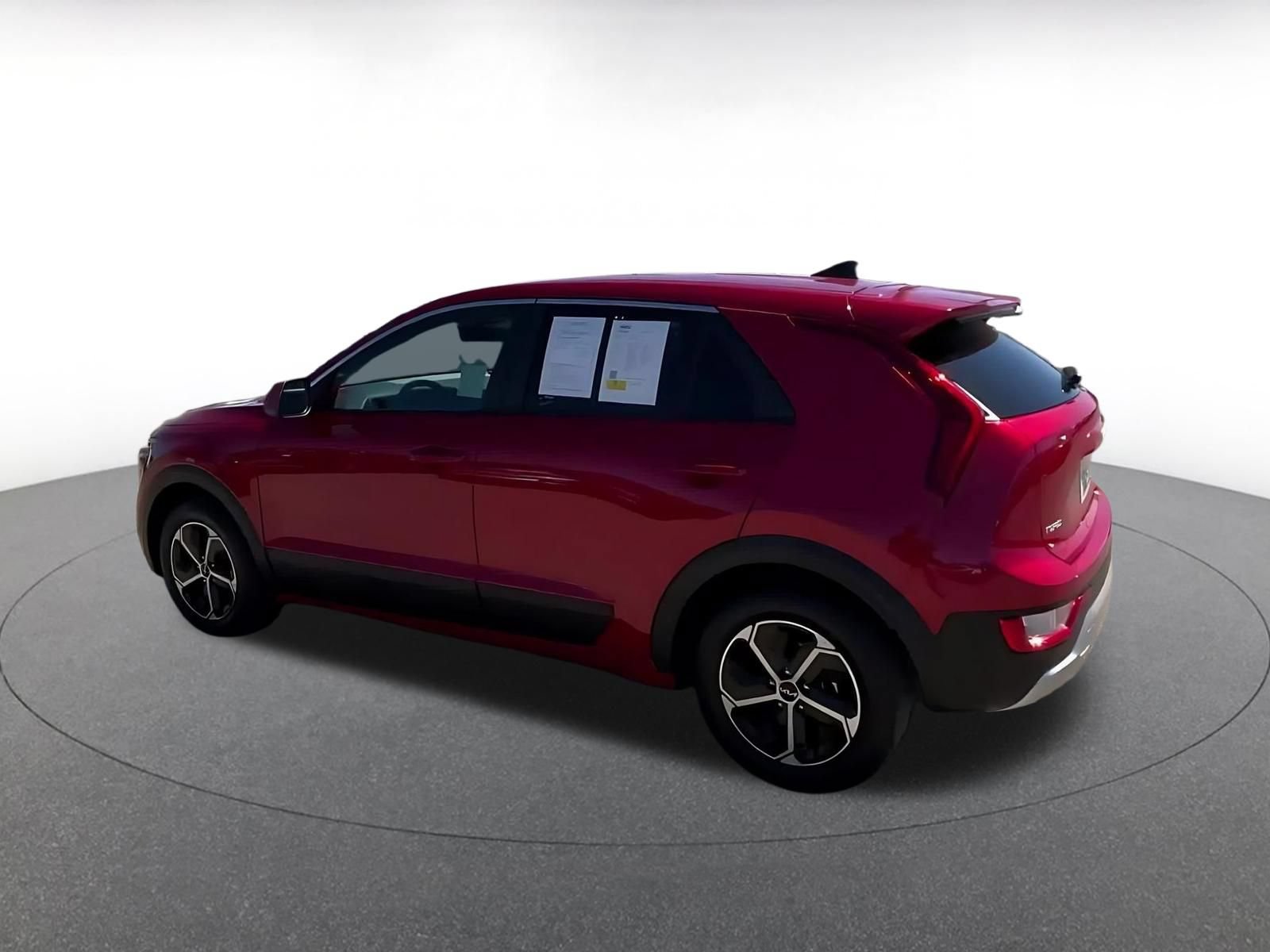 Used 2026 Kia Niro LX FWD image 10