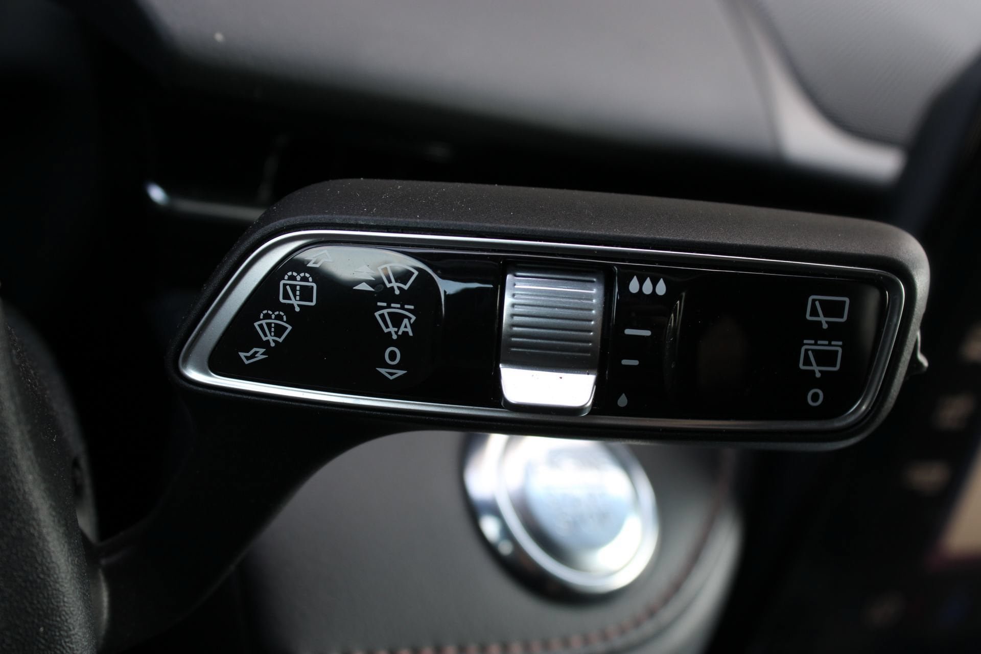 Used 2024 Lincoln Nautilus Premier w/ Equipment Group 102A AWD/4WD image 36
