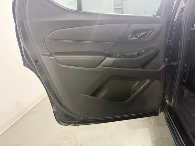Certified 2023 Chevrolet Traverse RS w/ LPO, Floor Liner Package image 24