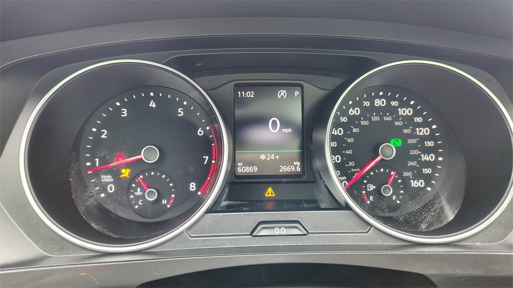 Used 2020 Volkswagen Tiguan SE w/ Panoramic Sunroof Package image 14