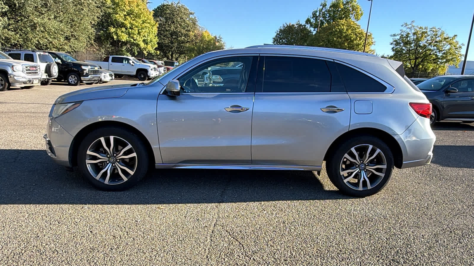 Used 2019 Acura MDX w/ Advance Package AWD/4WD image 8