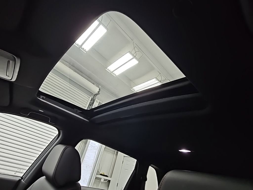 Used 2025 Honda CR-V Sport-L image 30