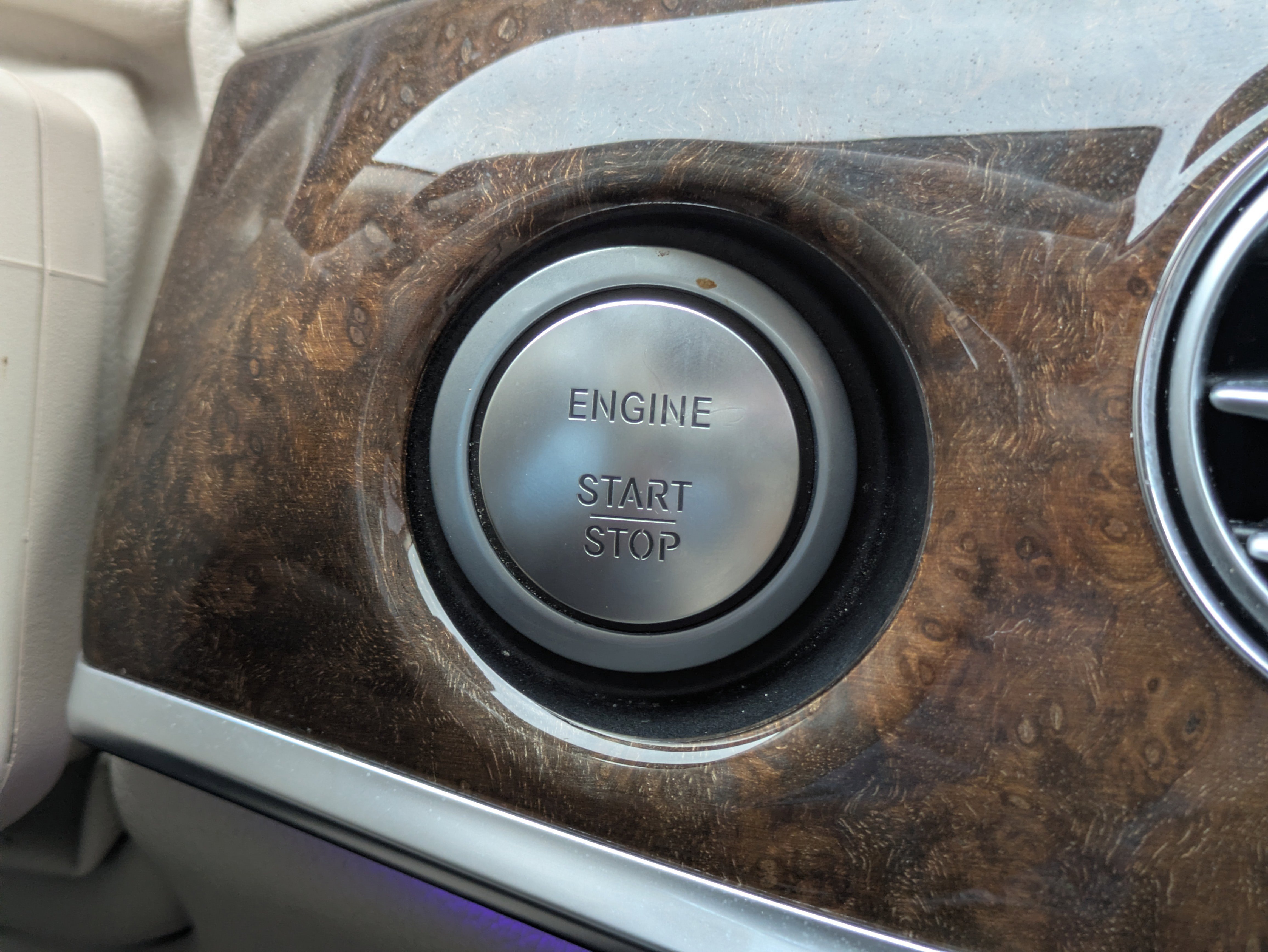 Used 2015 Mercedes-Benz S 550 Sedan image 29