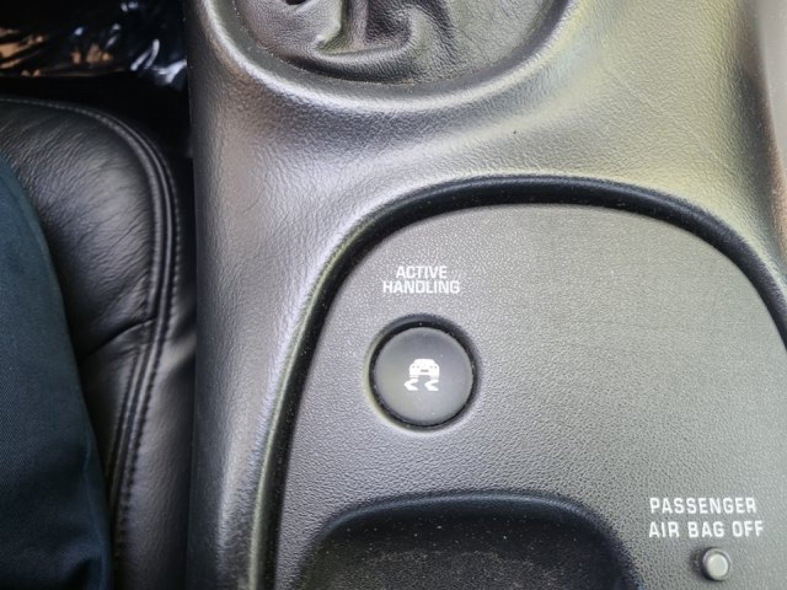 Used 2002 Chevrolet Corvette Convertible w/ Preferred Equipment Group2 RWD image 26