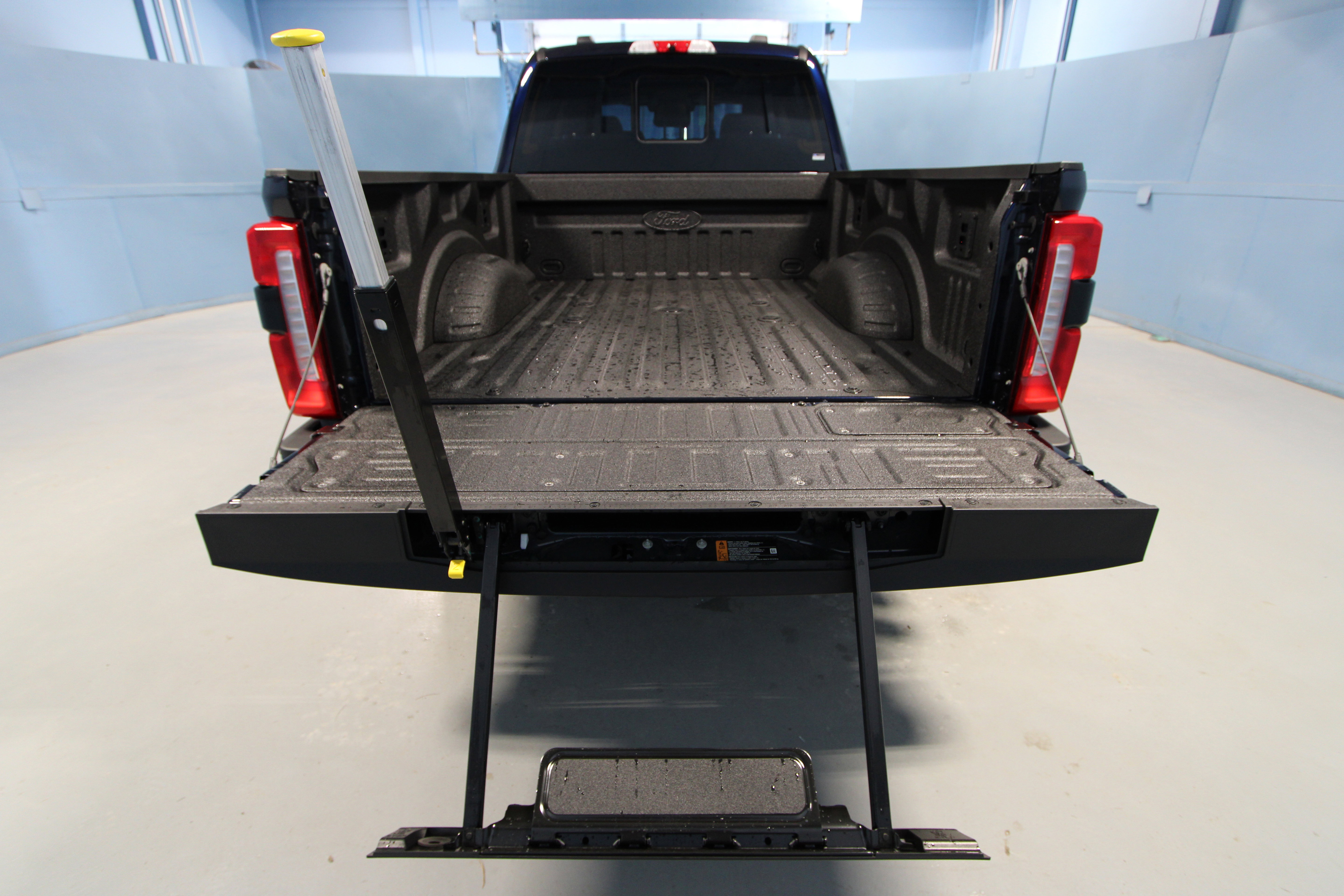 New 2025 Ford F350 Lariat w/ Lariat Ultimate Package image 41