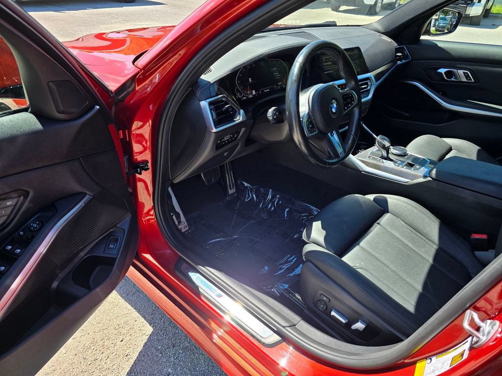 Used 2021 BMW 330i Sedan RWD image 15