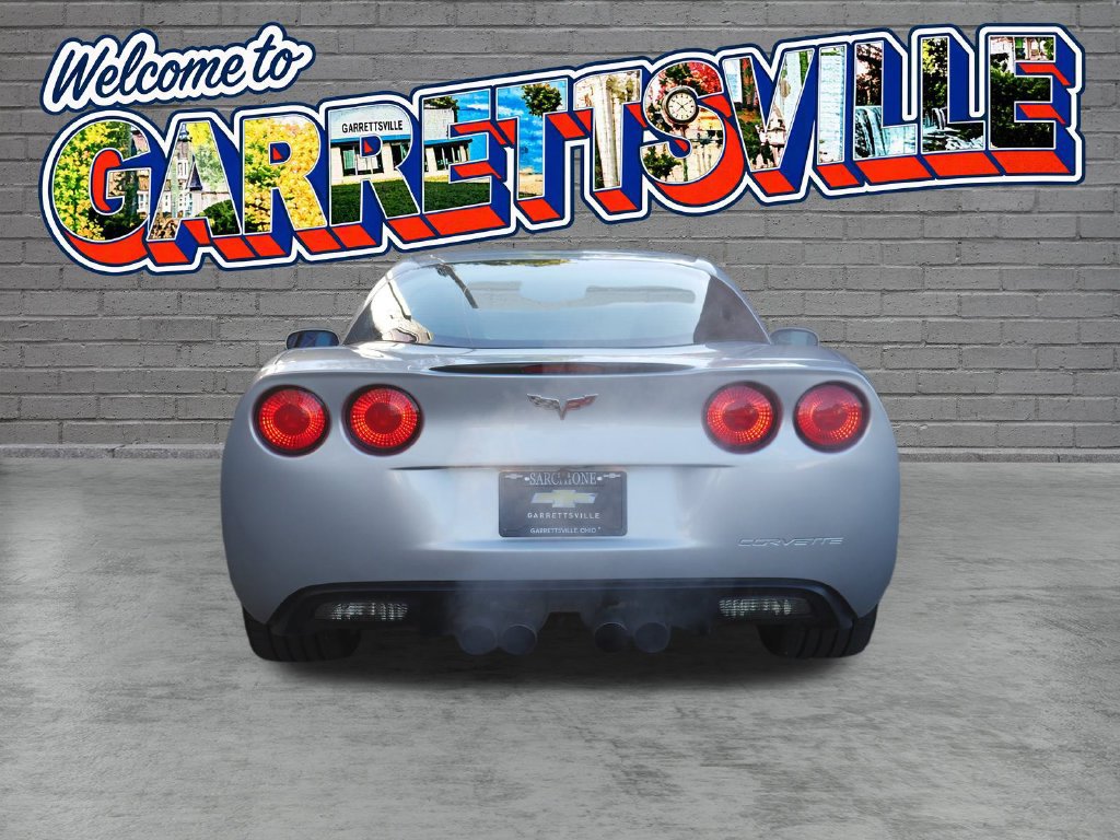 Used 2011 Chevrolet Corvette Coupe w/ Preferred Equipment Group RWD image 21