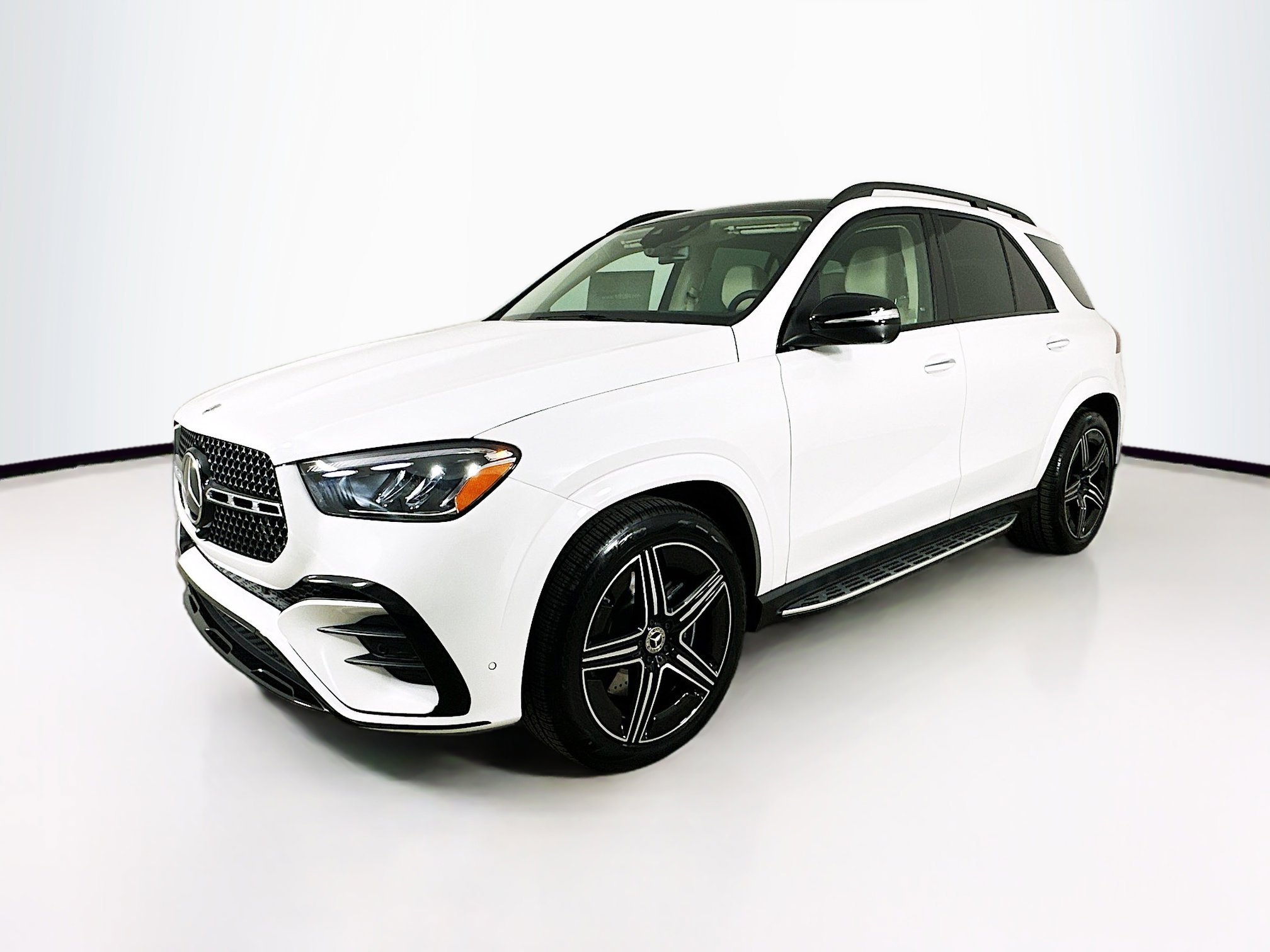 Used 2026 Mercedes-Benz GLE 450 4MATIC image 3