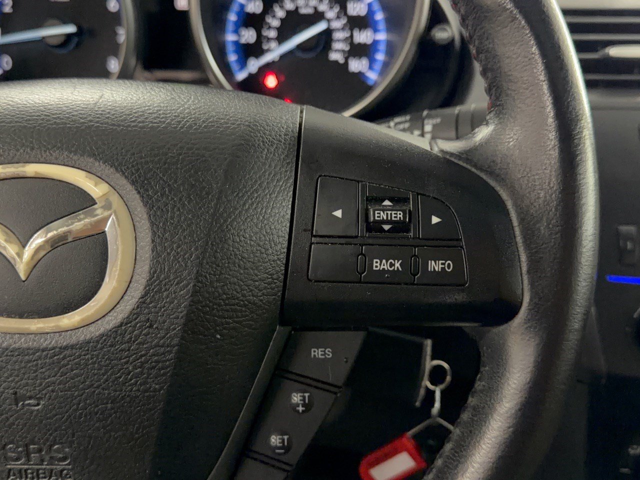 Used 2012 MAZDA MAZDA3 i Touring FWD image 19