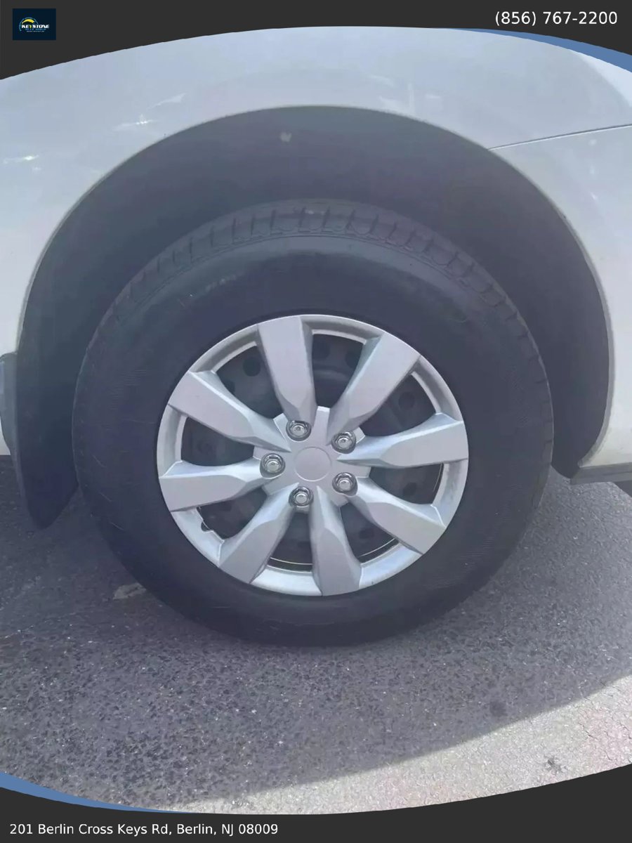 Used 2011 Nissan Rogue S AWD/4WD image 9
