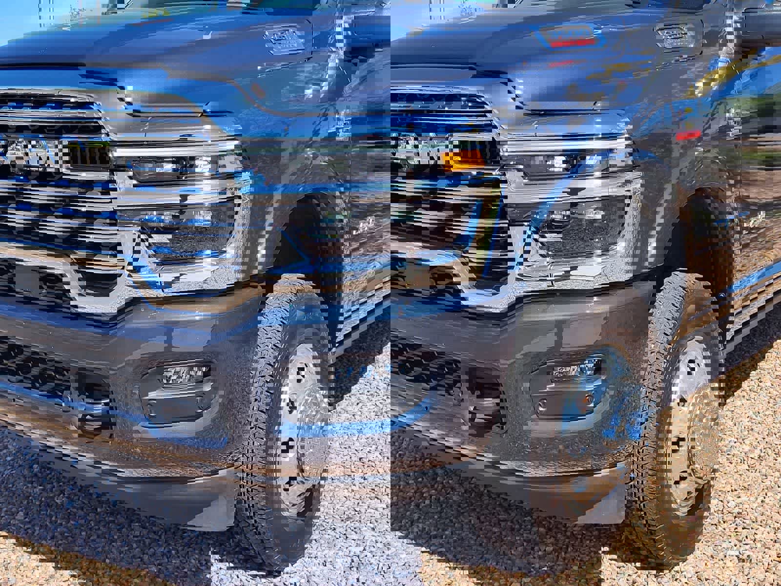 Used 2025 RAM 3500 Longhorn AWD/4WD image 7