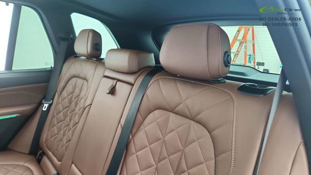 Used 2025 BMW X5 M60i AWD/4WD image 31