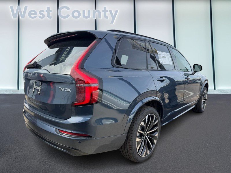 New 2026 Volvo XC90 T8 Ultra w/ Protection Package AWD/4WD image 3