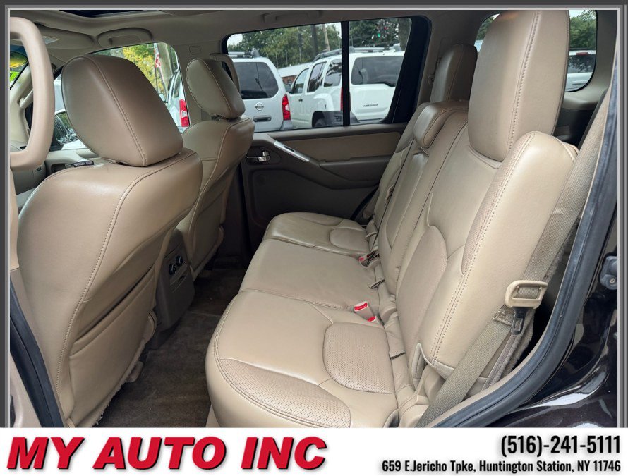 Used 2012 Nissan Pathfinder Silver w/ DVD Entertainment Pkg AWD/4WD image 34