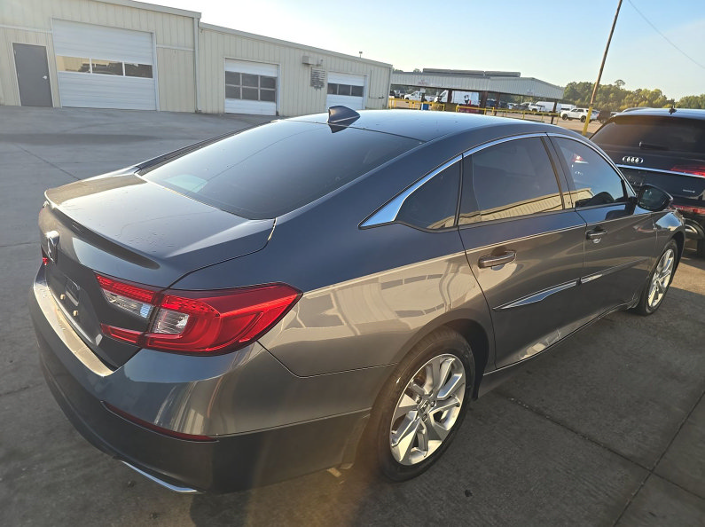 Used 2020 Honda Accord LX image 3